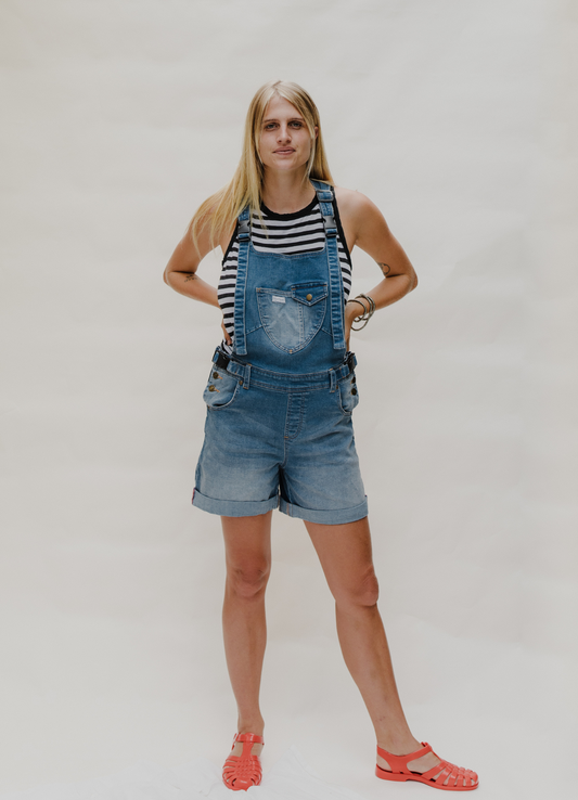 the classic shortie – the mumsie. babywearing overall