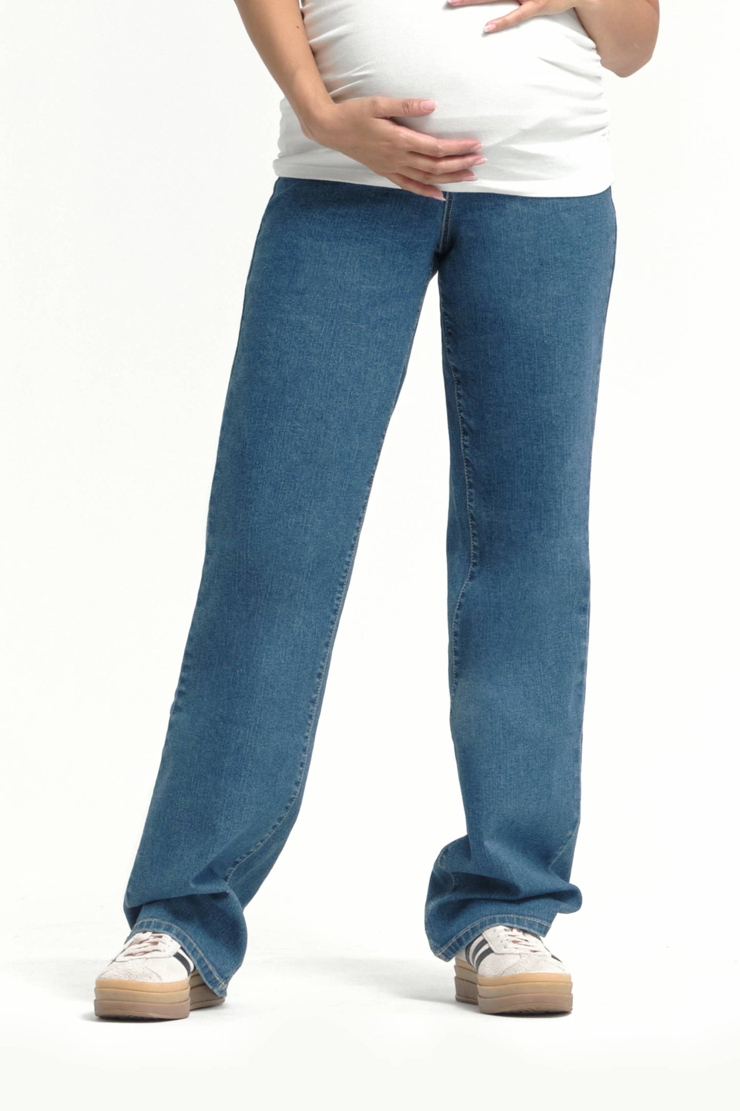 Maternity 34" Baggy Straight leg Jean w/ Bellyband in Iman