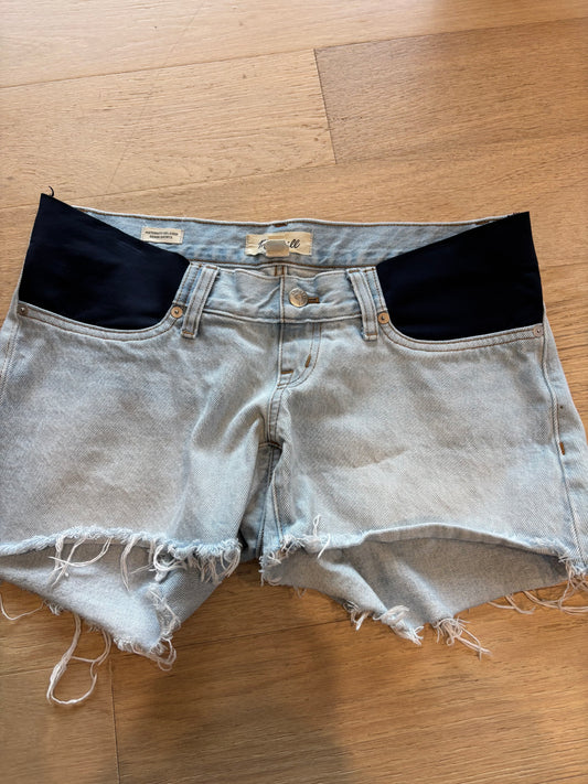 Small (26) Denim Pre-Loved Madewell Maternity Shorts