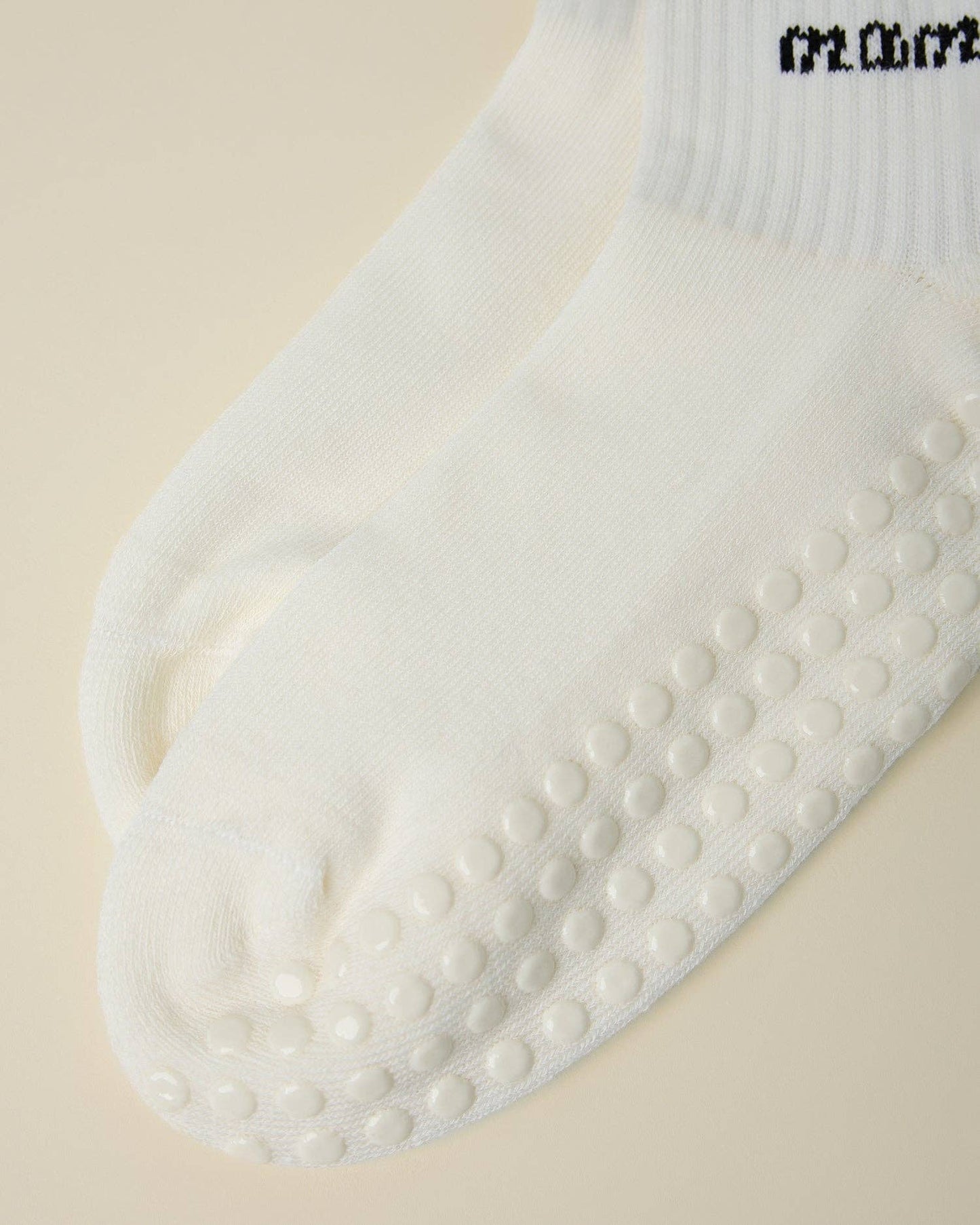 Non-Slip Quarter Crew Socks
